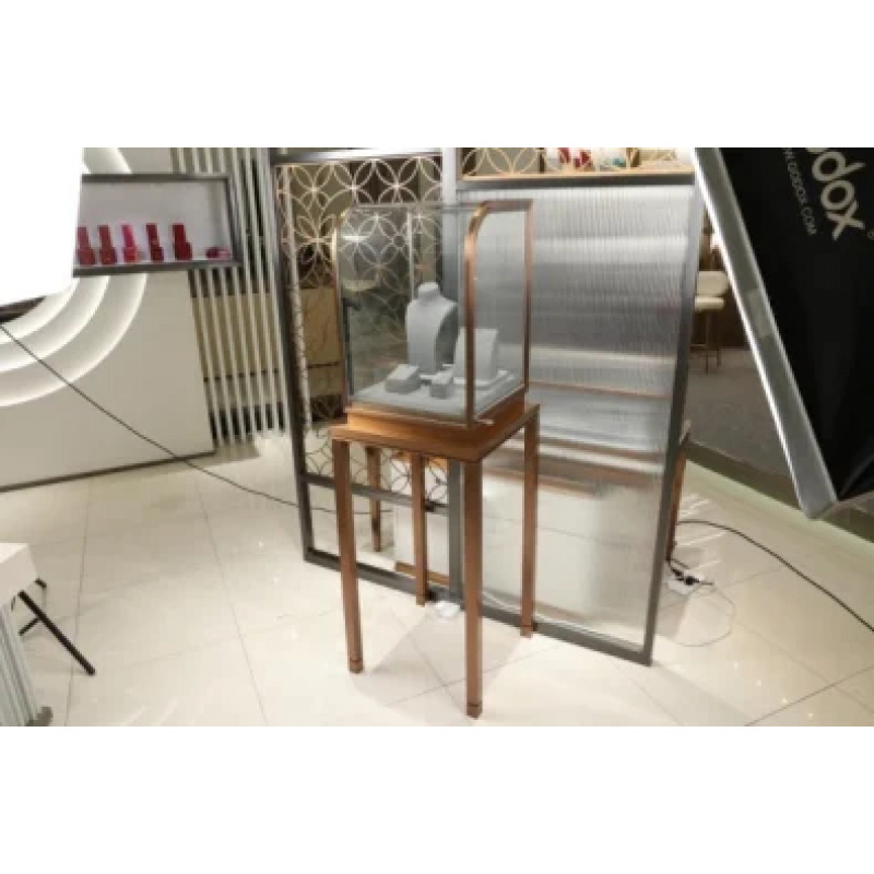 Op maat gemaakte luxe winkelki - Body Jewelry Kiosk recensie en prijs