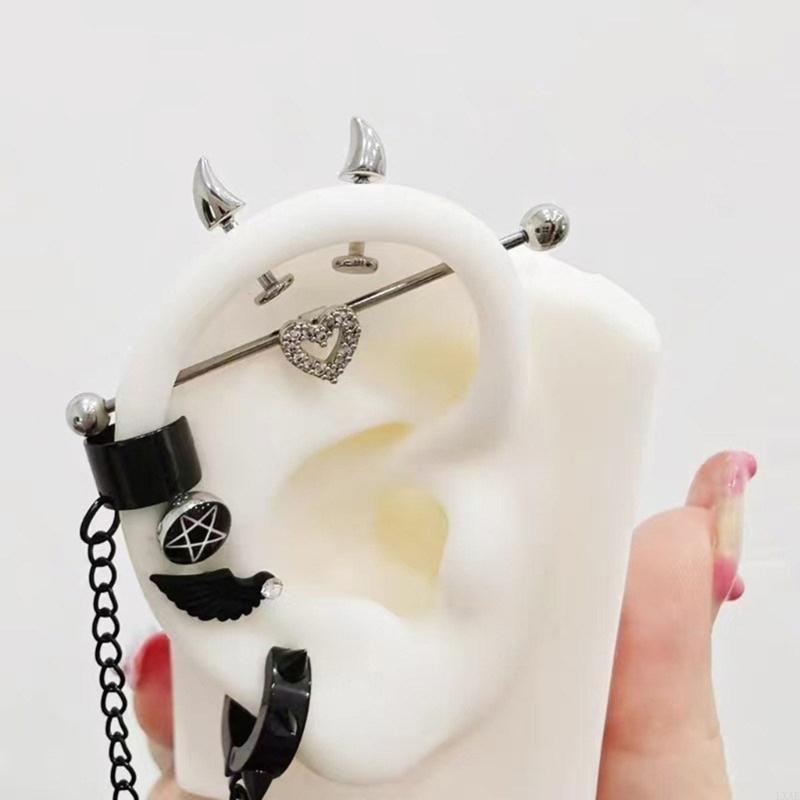 Stijlvolle Devil Spikes Oorbel - Body Jewelry For Sensitive Skin recensie en prijs